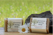 Load image into Gallery viewer, Simple Life Mom - Cinnamon Oats & Honey Soap 4 oz.