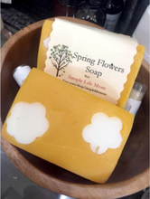 Load image into Gallery viewer, Simple Life Mom - Spring Flowers Bar Soap - 4oz